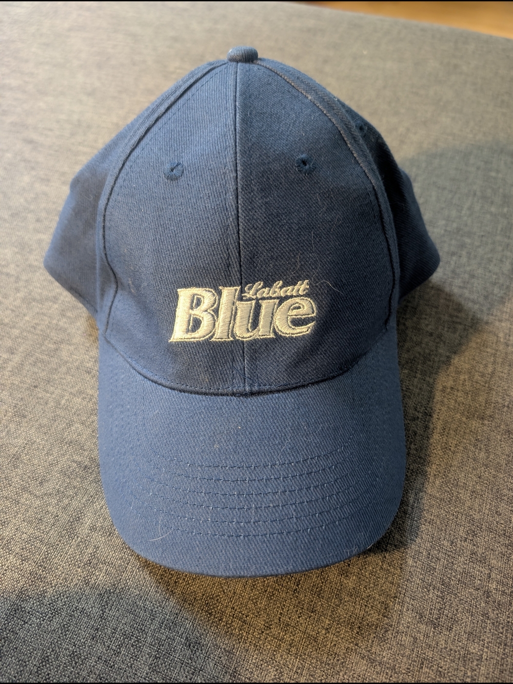 ๐บ Labatt Blue Baseball Cap - Picture 1 of 3